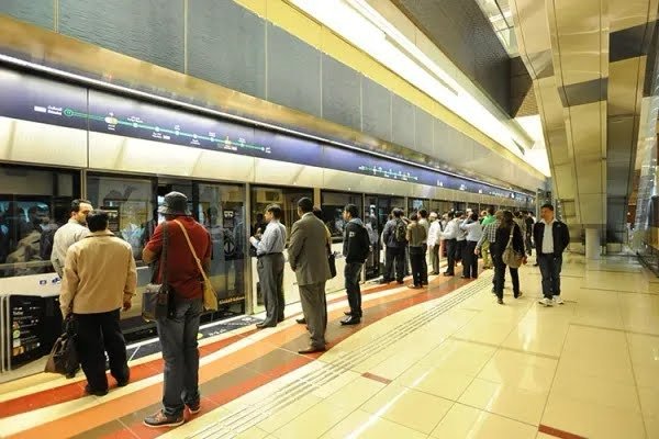 Dubai RTA to Distribute Free Iftar Meals at Metro Stations During Ramadan
